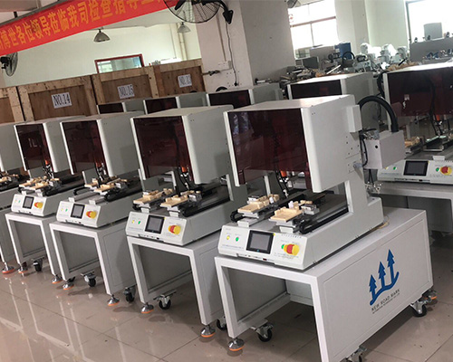 全自动锁螺丝机厂家：在汽配行业的应用